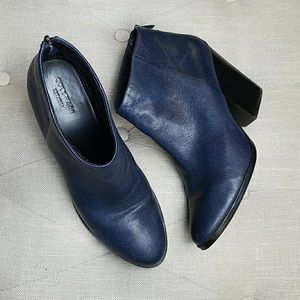 COLE HAAN Navy Ankle Booties